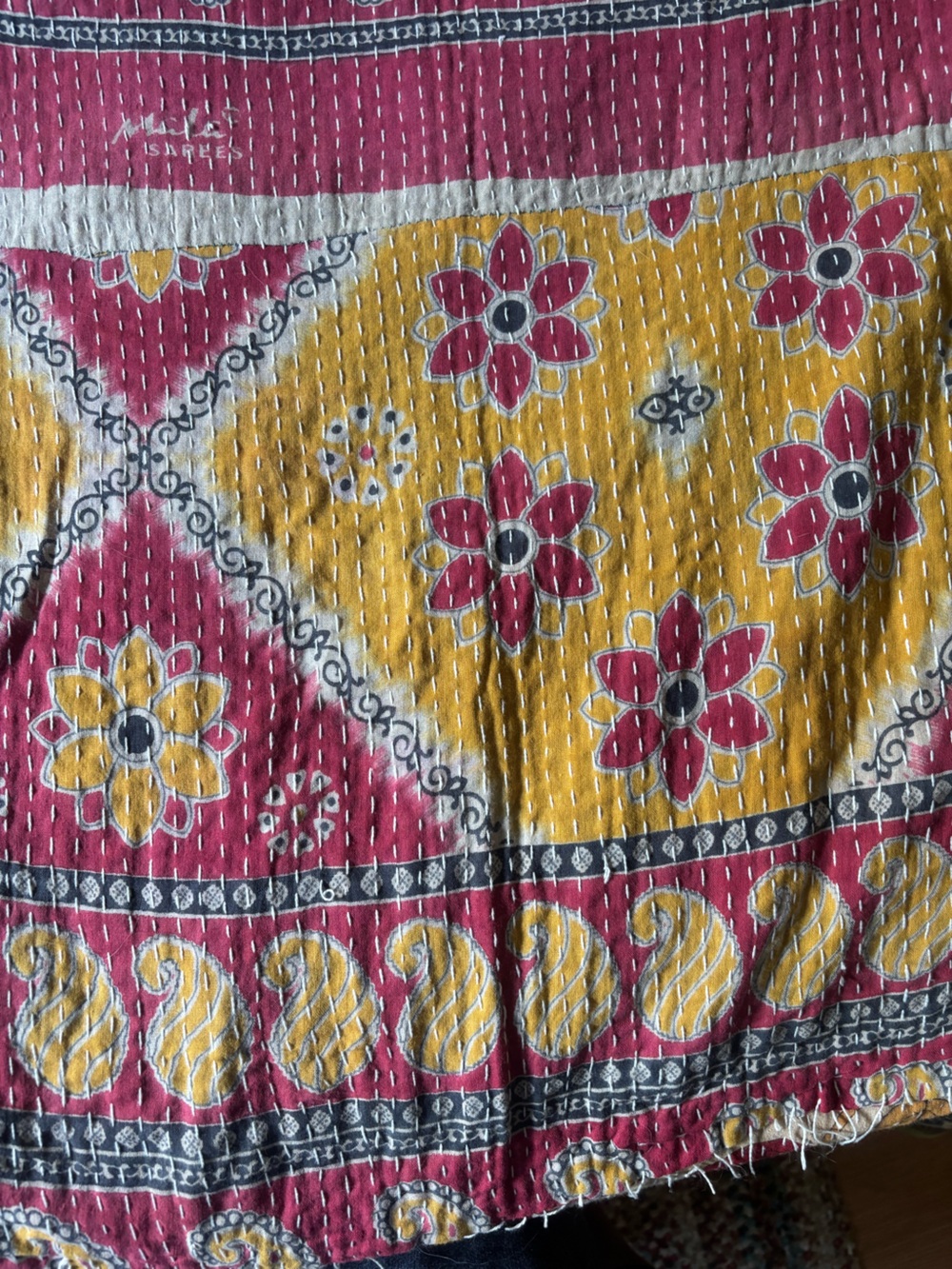 Beautiful Reversible Kantha Scarf in pink, red, yellow and blue - Picture 12 of 15